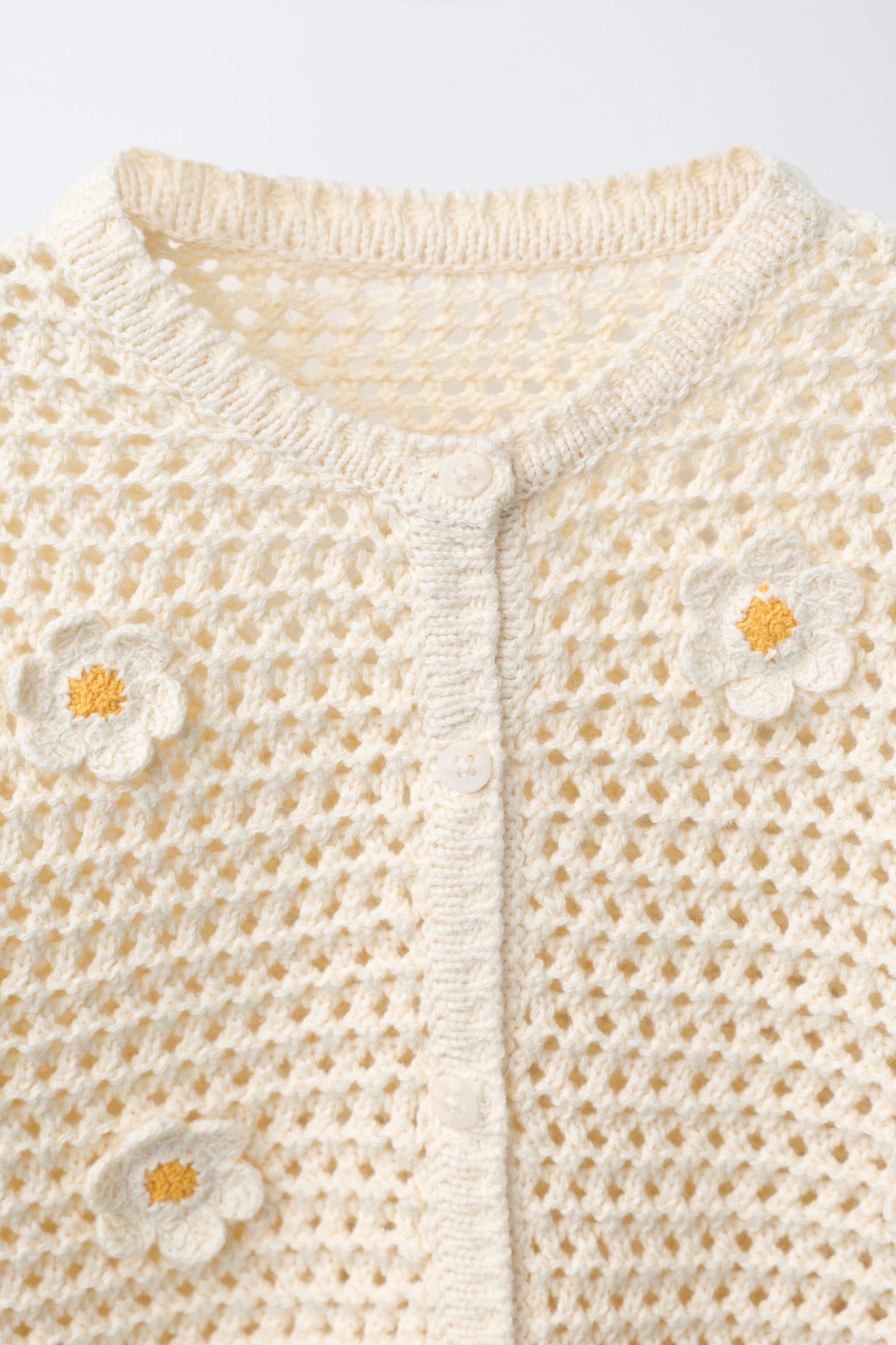 GILET EN MAILLE MARGUERITES CROCHET